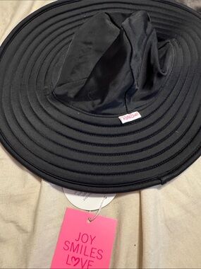 Ruffle butts Black Wide-Brim Packable Sun Hat